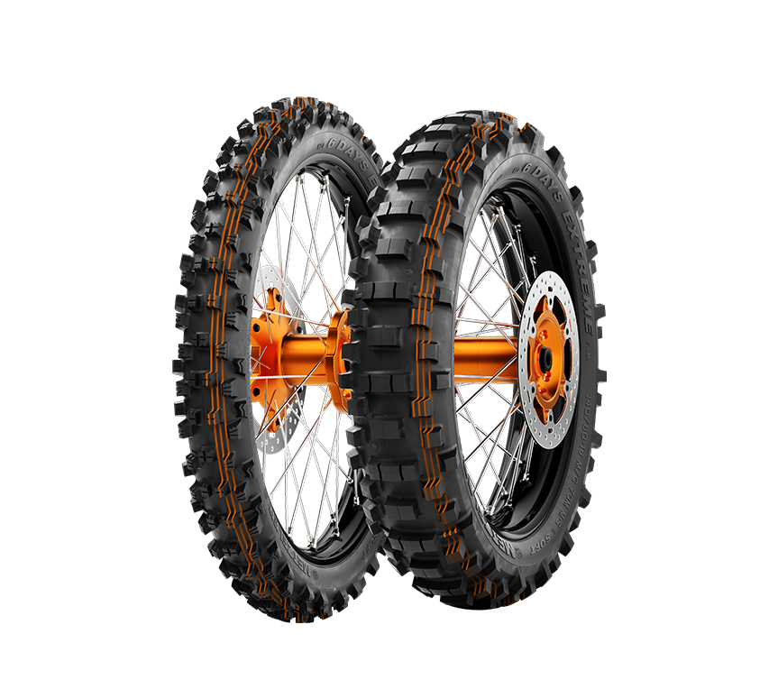 Pneumatico MCE 6 DAYS EXTREME NEW SOFT 140/80-18 M/C 70M M+S (S)