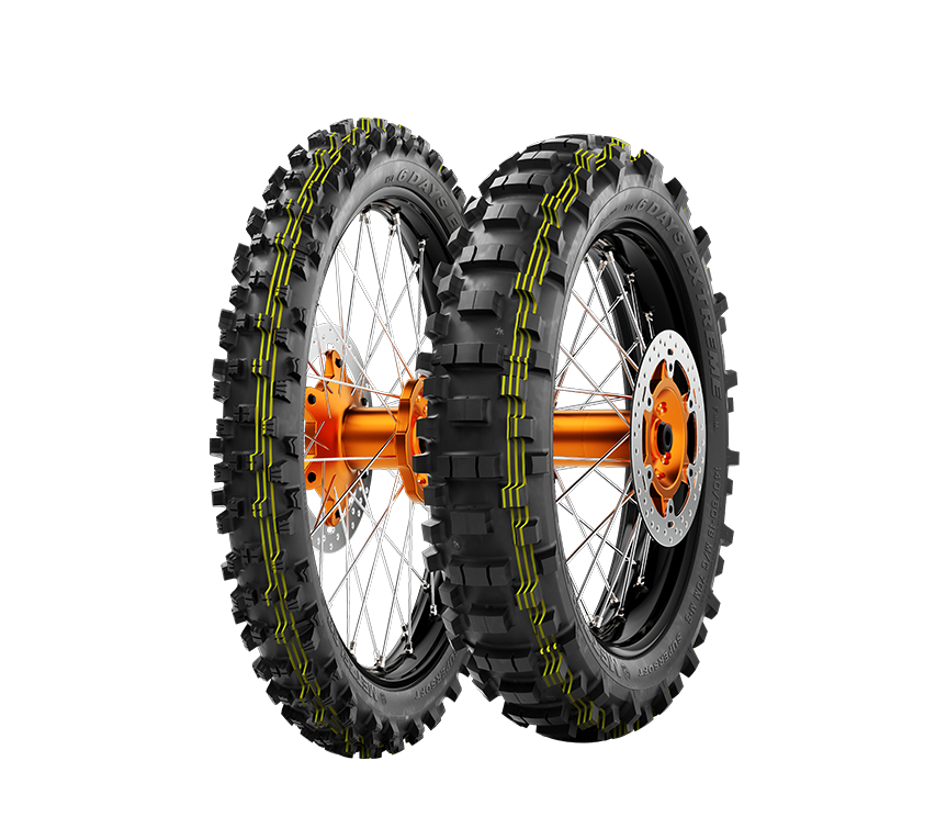 Pneumatico MCE 6 DAYS EXTREME NEW SUPERSOFT 140/80-18 M/C 70M M+S (S)