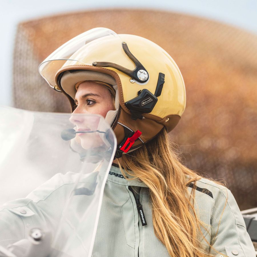 Interfono Midland BT Mini Doppio (2 Pezzi) Comunicazione moto a moto fino a 4 persone e condivisione della musica.