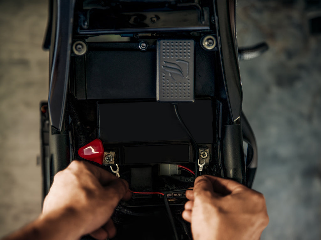 Localizzatore GPS Moto con Allarme Antifurto Komobi PRO PREMIUM