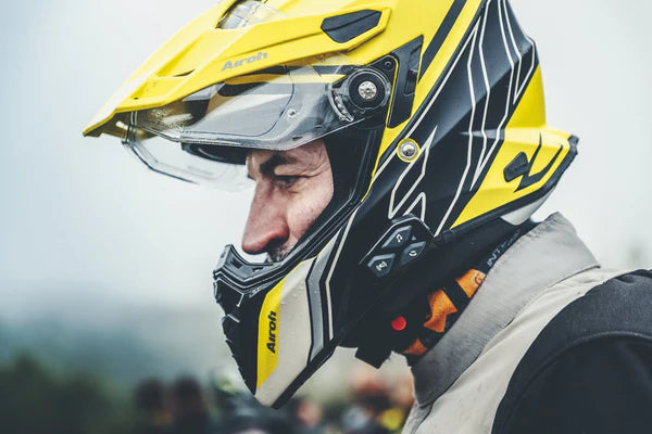 CELLULAR LINE Interphone U-COM4 CONFEZIONE DOPPIA (2 PEZZI) MESH Distanza 1 Km